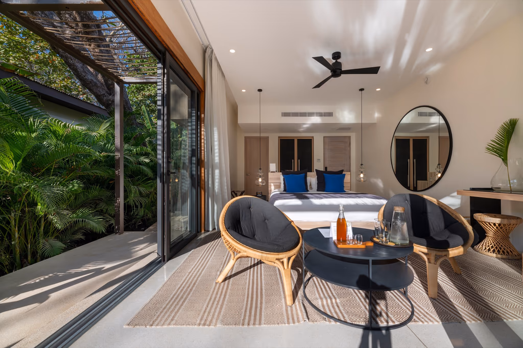 Ninta Beachfront Bungalow — photo 6