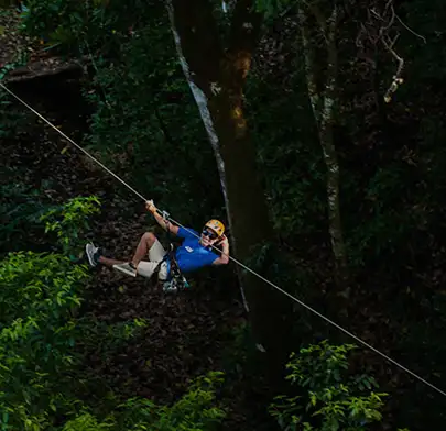 Canopy tour in Mal País