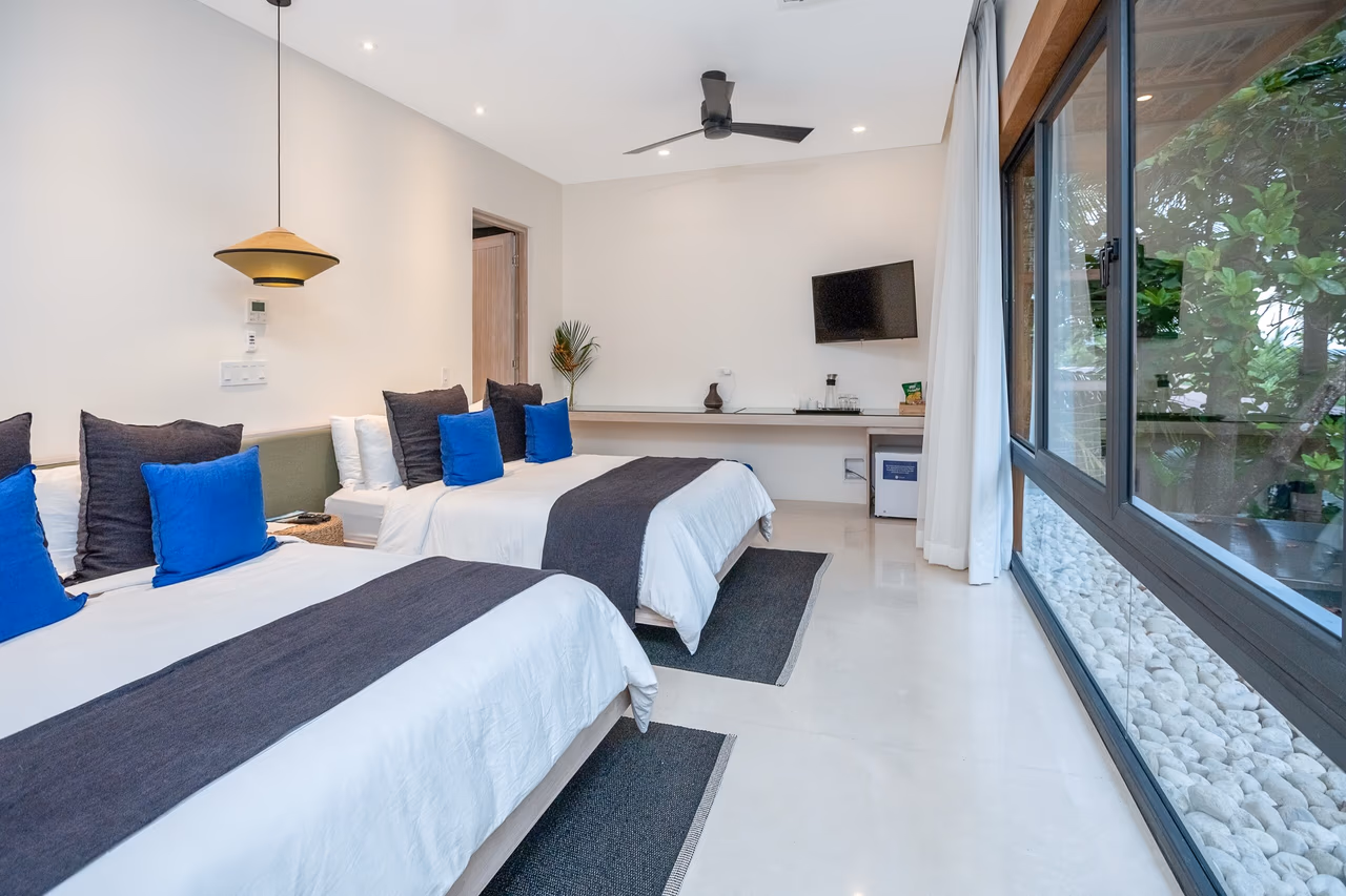 Beachfront Villa luxury en-suite bathroom with rain shower and soaking tub